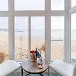 The Samphire Suite By Margate Suites