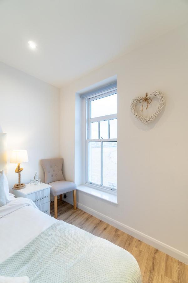 The Samphire By Apartment